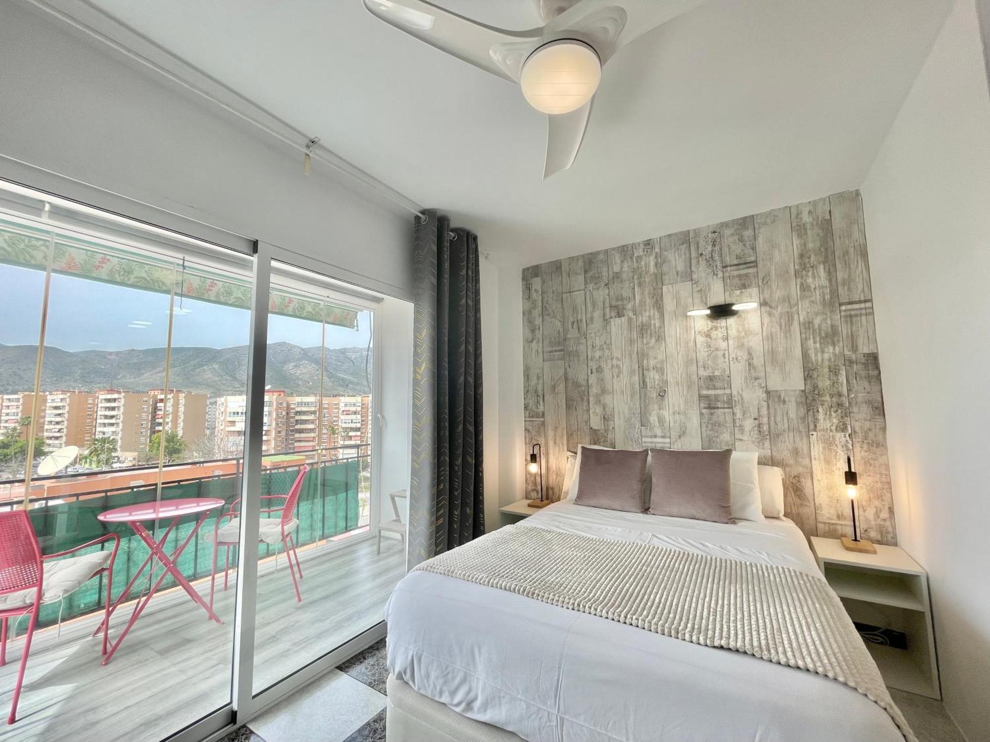 Lafrenchtouch - Coqueto Estudio Terraza Con Vistas توريمولينوس المظهر الخارجي الصورة